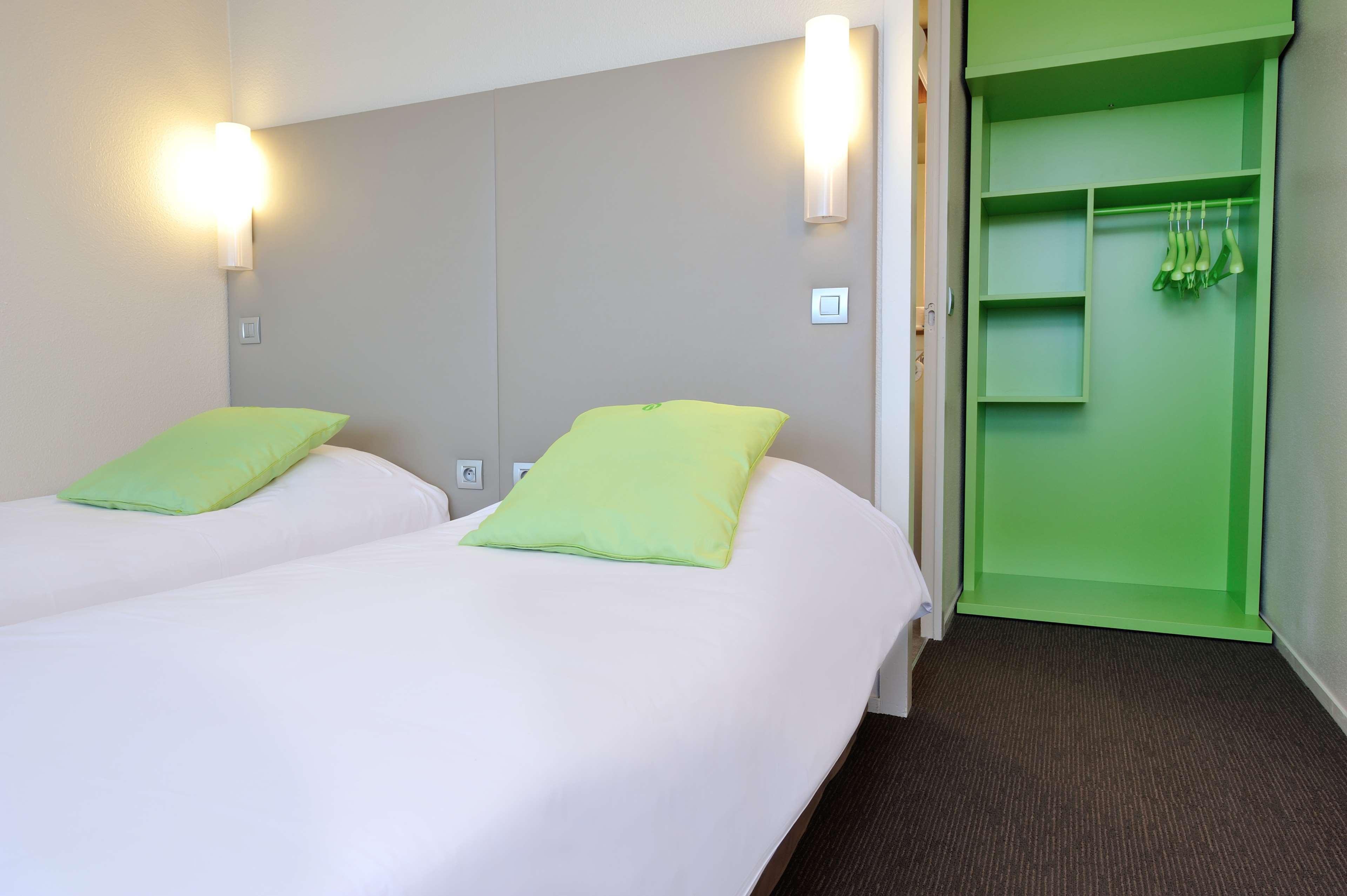 ก็องปานีล ลีย์ ซุด เซแคล็ง Hotel เซอแคล็ง ภายนอก รูปภาพ