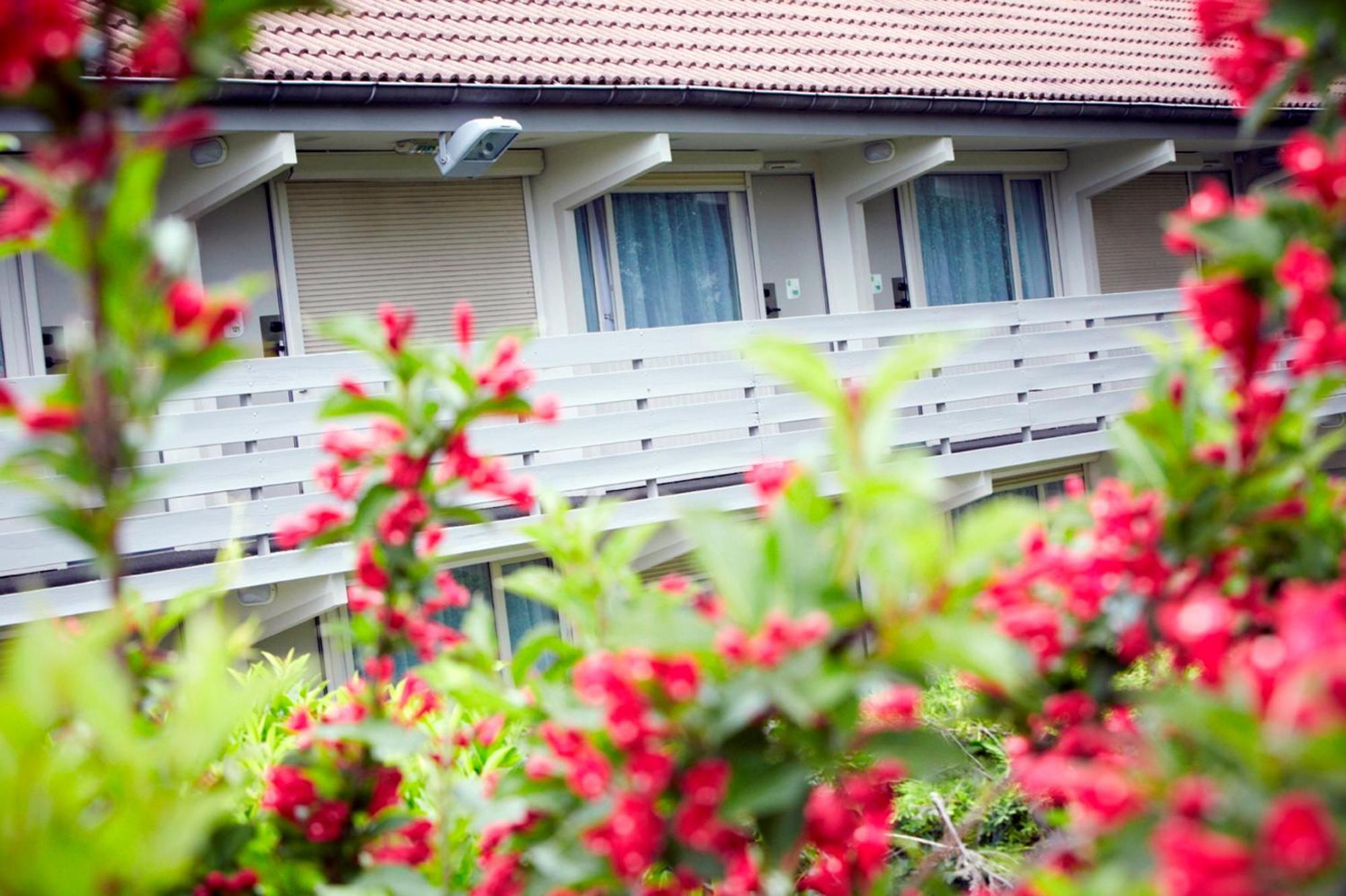 ก็องปานีล ลีย์ ซุด เซแคล็ง Hotel เซอแคล็ง ภายนอก รูปภาพ